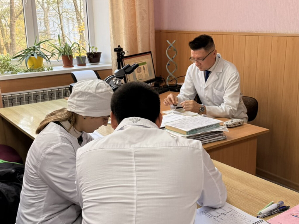 Засідання студентської наукової групи кафедри біології