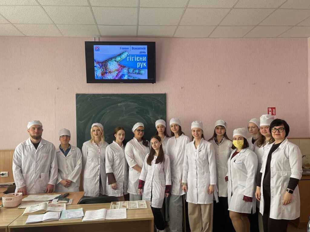 В РАМКАХ ВИВЧЕННЯ ЗМІСТОВОГО РОЗДІЛУ «МЕДИЧНА ПАРАЗИТОЛОГІЯ» НА КАФЕДРІ БІОЛОГІЇ ПРОЙШЛИ ВИХОВНІ ЗАХОДИ ПРИСВЯЧЕНІ ВСЕСВІТНЬОМУ ДНЮ ГІГІЄНИ РУК