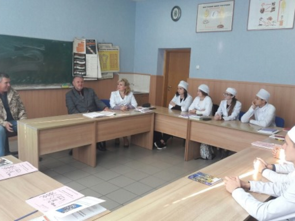 Відбулася зустріч студентів і викладачів з учасником бойових дій на Сході України