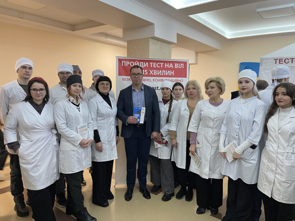 1 грудня – Всесвітній день боротьби зі СНІДом