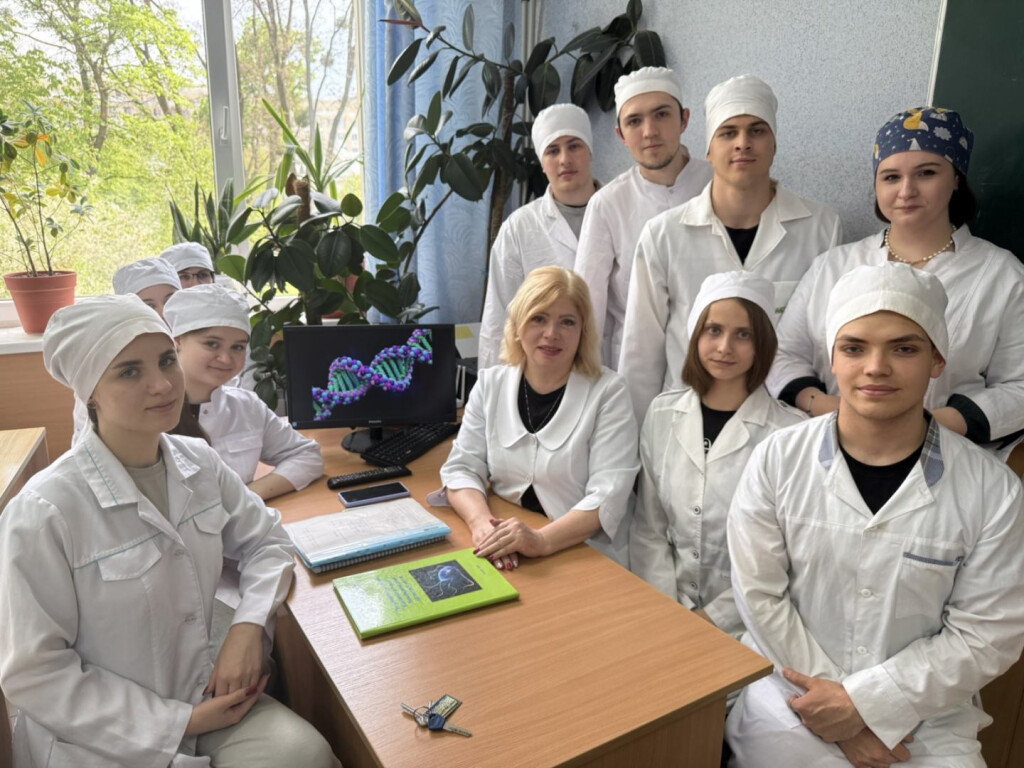 25 квітня Міжнародний день ДНК